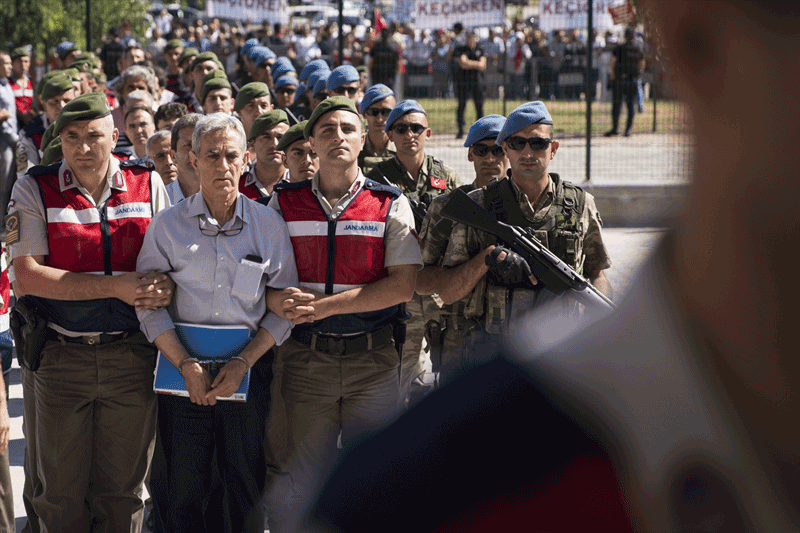 Kritik dava olaylı başladı Erdoğan ve Akar'dan flaş talep - Resim: 0