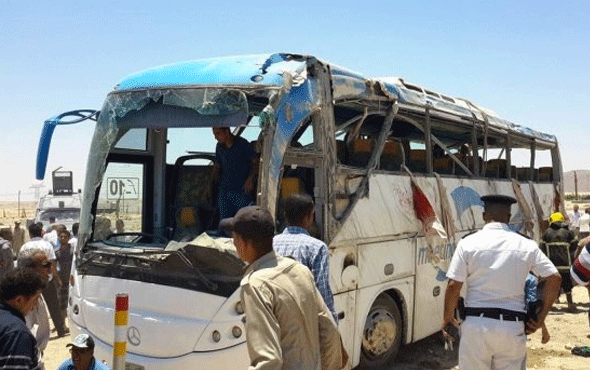 Mısır'da Hristiyanlara kanlı saldırı: Ölü ve yaralılar var... - Resim: 0